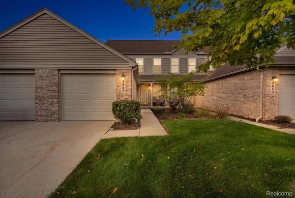 $250,000 | 3947 Hunters Circle East, Canton, MI 48188