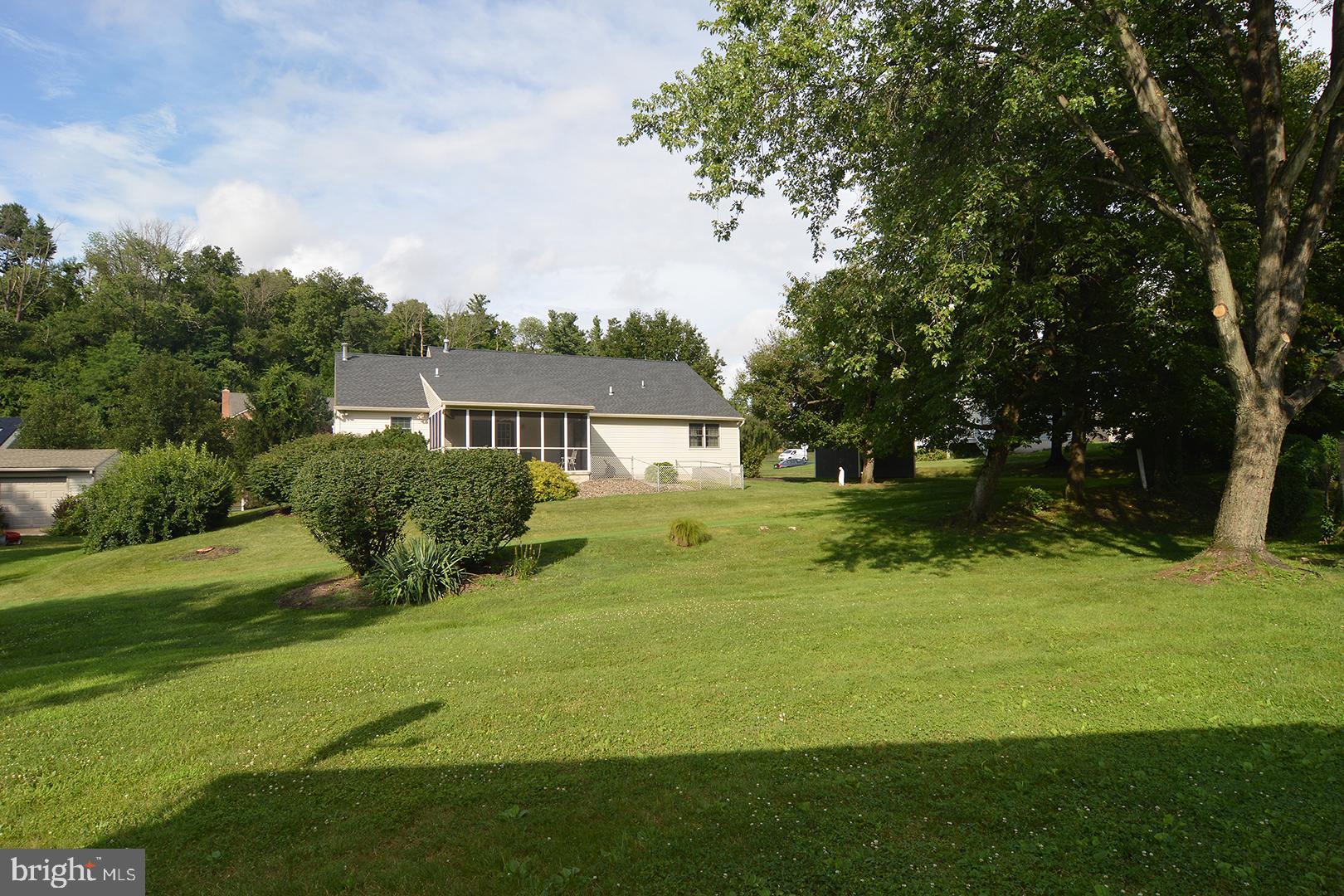 742 Tamarack Trail Reading, PA 19607 - Photo 37 of 41 Exterior Back