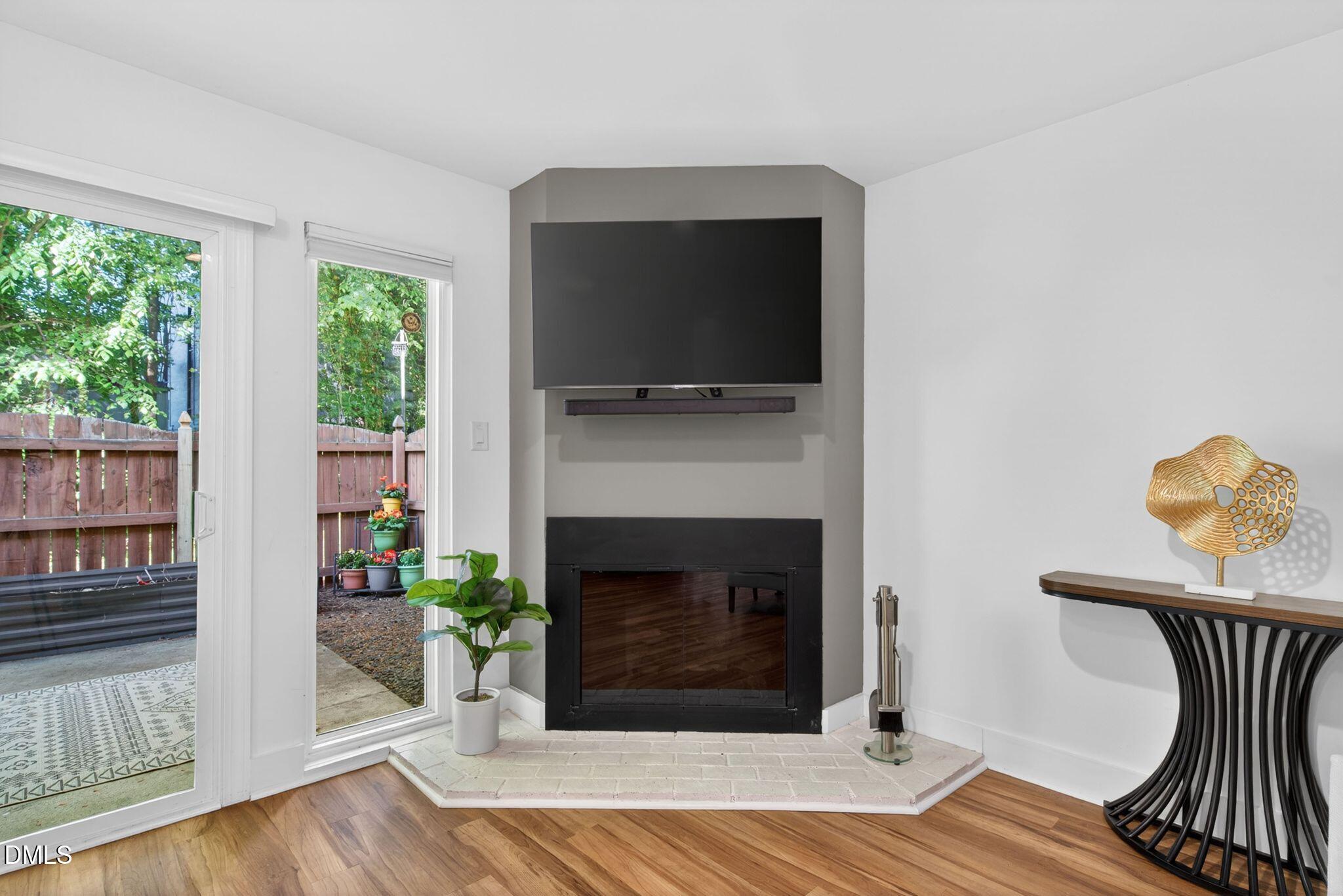 7149 Sandy Creek Drive Raleigh, NC 27615 - Photo 6 of 20 23_03-7149-sandy-creek-dr-living-room
