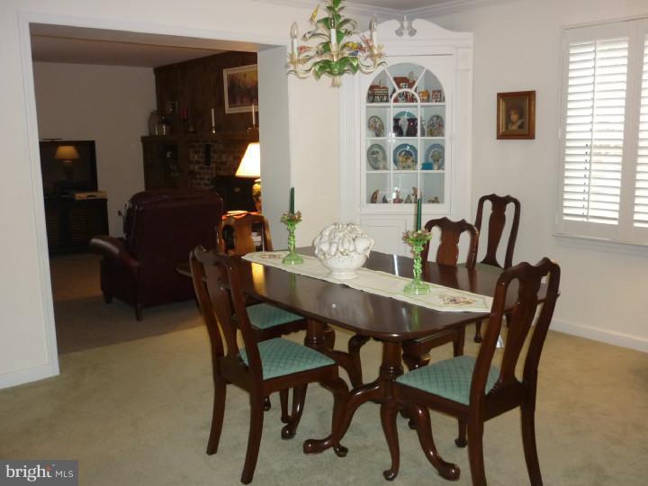31 Colwick Road Cherry Hill, NJ 08002 - Photo 13 of 20 Dining Room