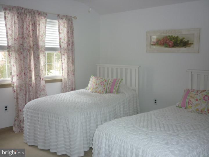 31 Colwick Road Cherry Hill, NJ 08002 - Photo 17 of 20 Bedroom 3