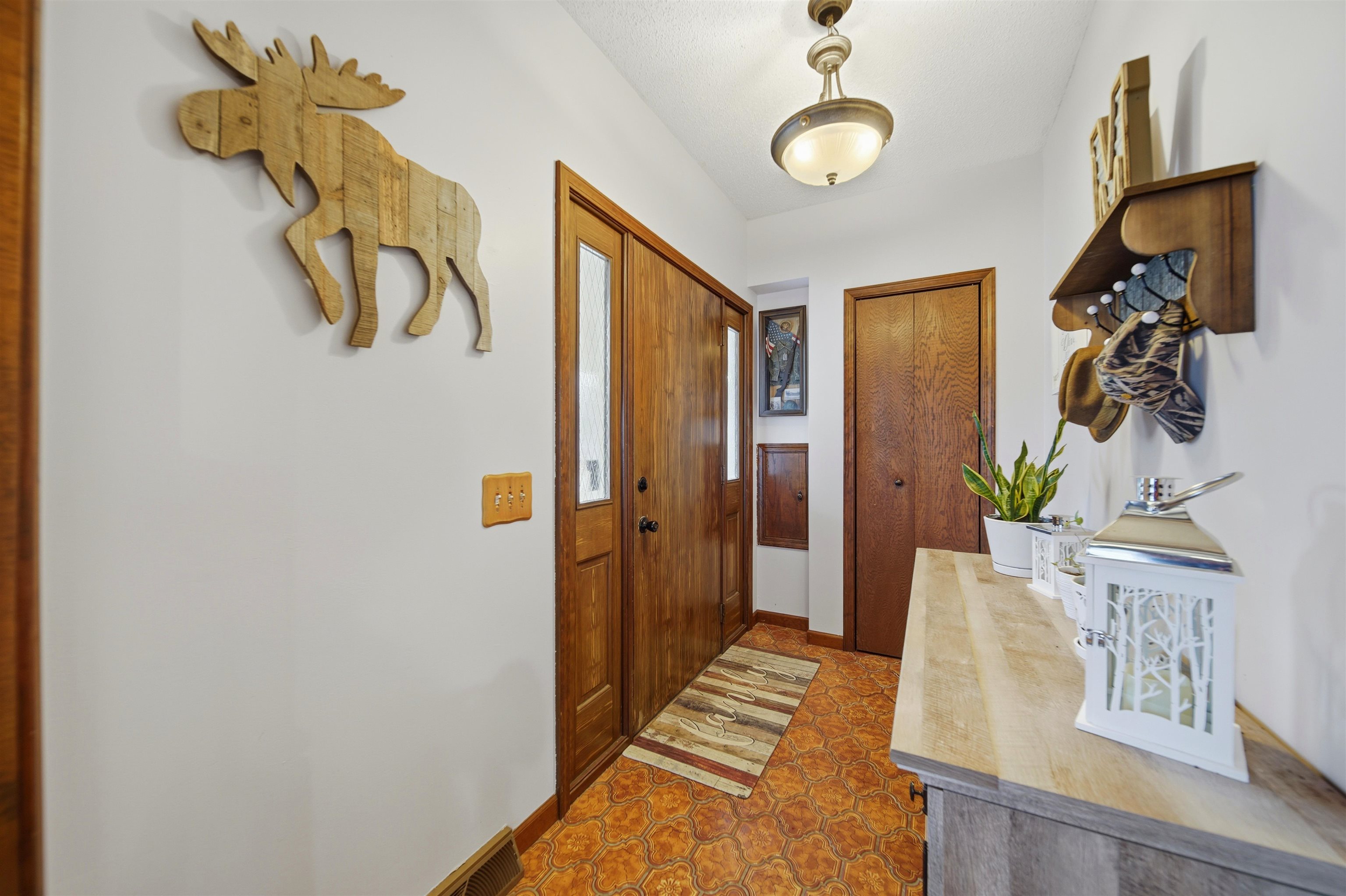 705 Institute Boulevard Dixon, IL 61021 - Photo 29 of 33