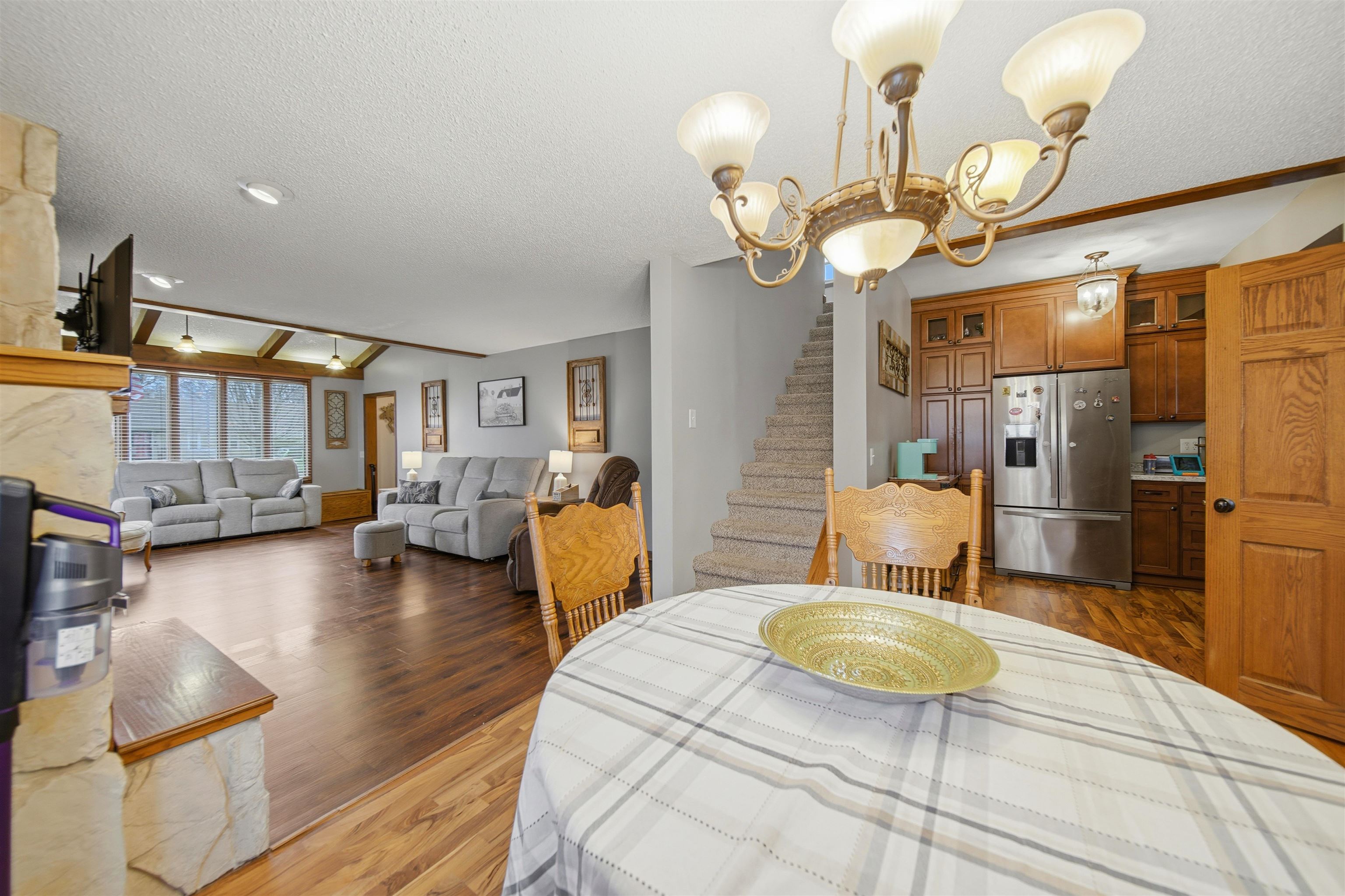 705 Institute Boulevard Dixon, IL 61021 - Photo 10 of 33