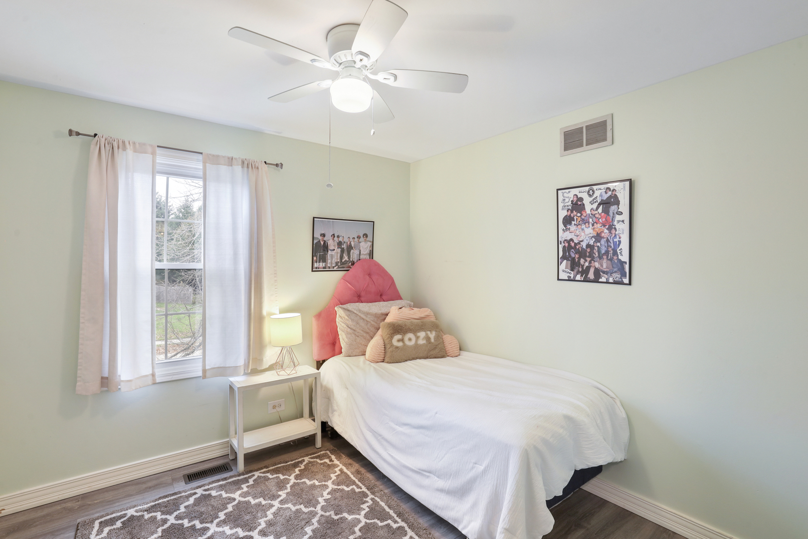 1475 Farrington Lane Aurora, IL 60504 - Photo 34 of 45 a bedroom with a large bed and a window