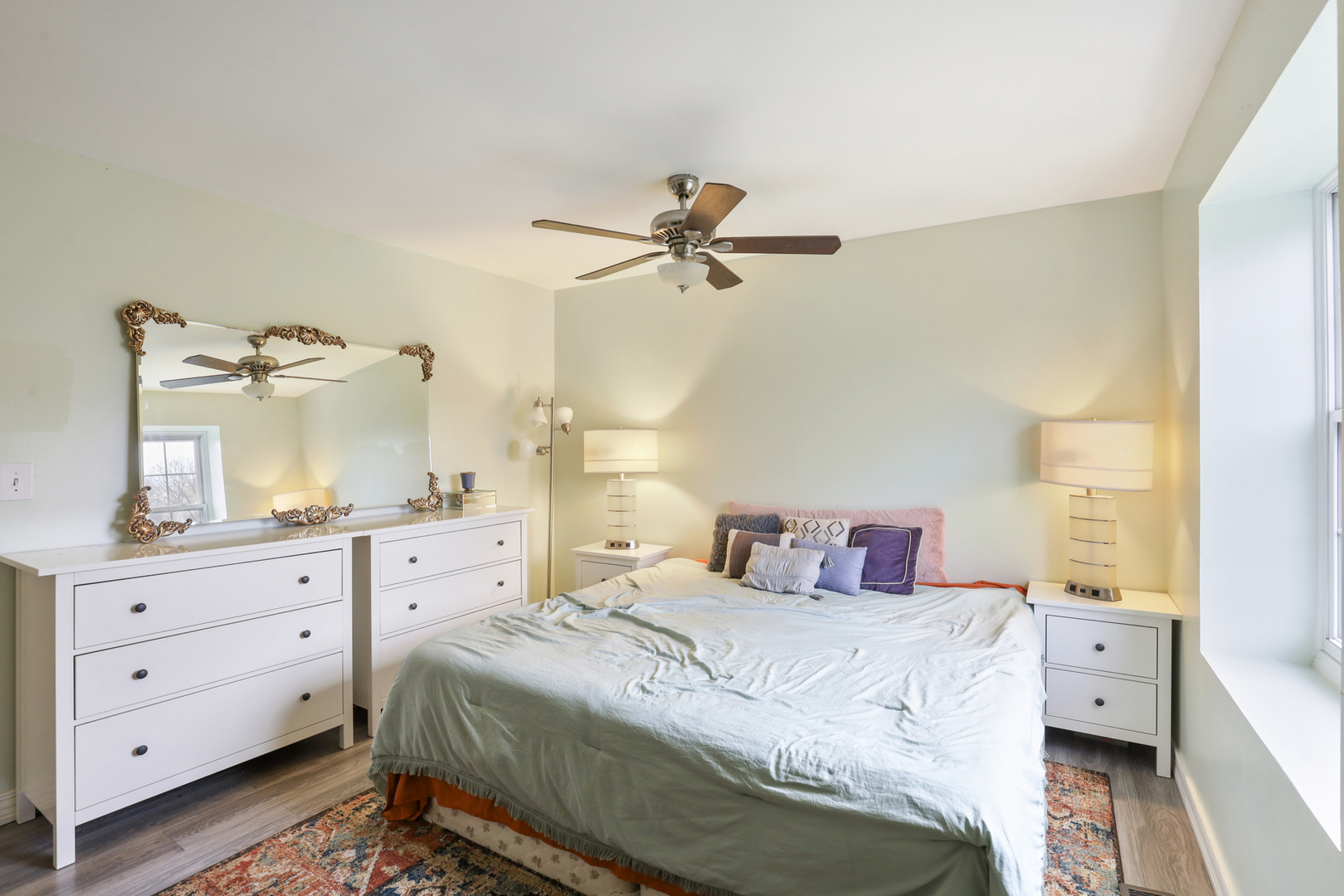 1475 Farrington Lane Aurora, IL 60504 - Photo 39 of 45 a bedroom with a bed and a dresser