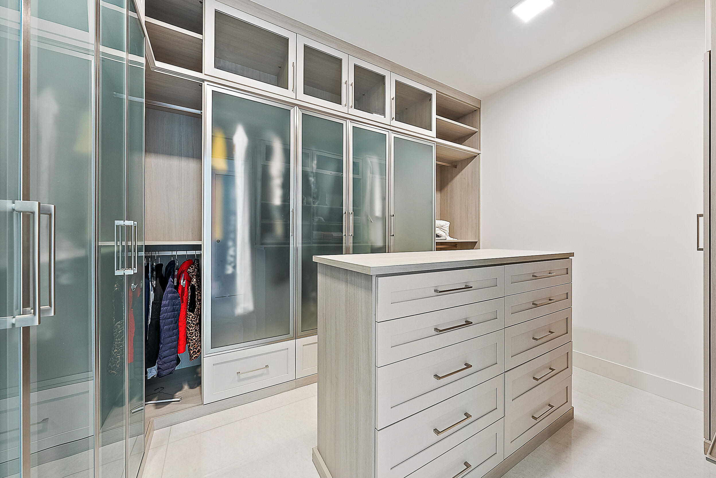 1500 South Beach Road, Unit 302 Tequesta, FL 33469 - Photo 22 of 41 Her Closet