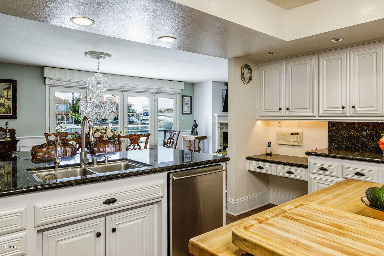 2141 Napoli Drive Oxnard, CA 93035 - Photo 48 of 64 13_kitchen_to_living_are