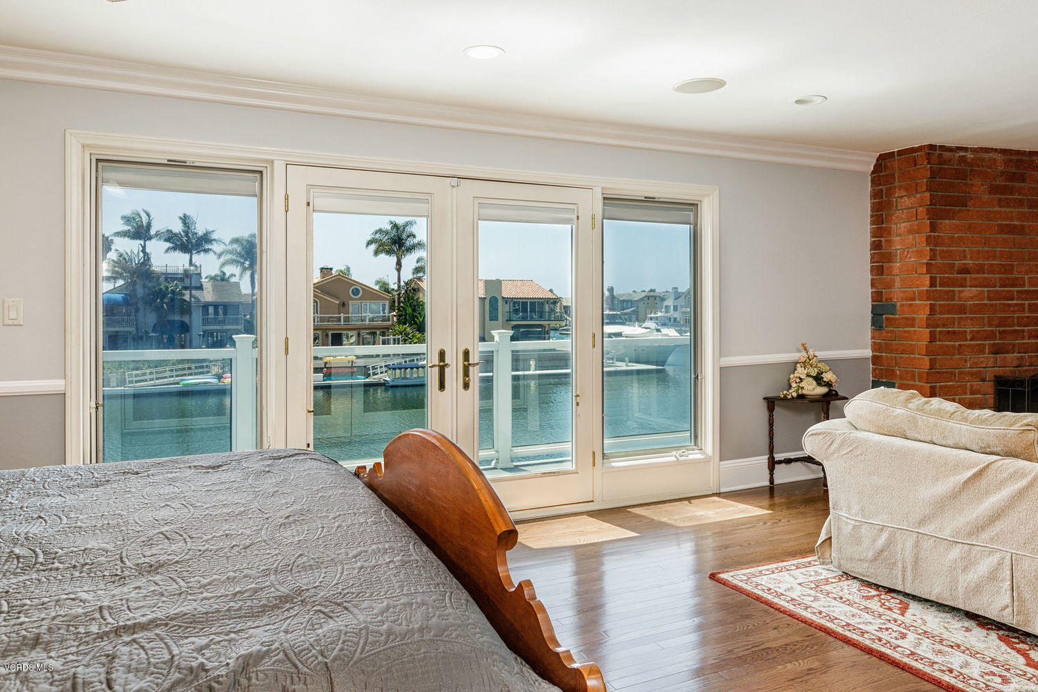 2141 Napoli Drive Oxnard, CA 93035 - Photo 50 of 64 15_master_bedroom_