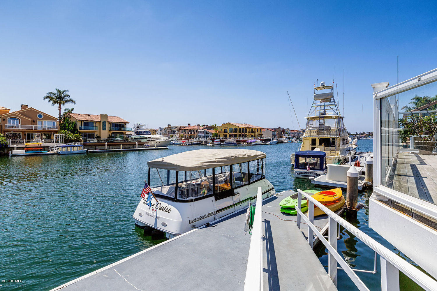 2141 Napoli Drive Oxnard, CA 93035 - Photo 63 of 64 33_boat_dock