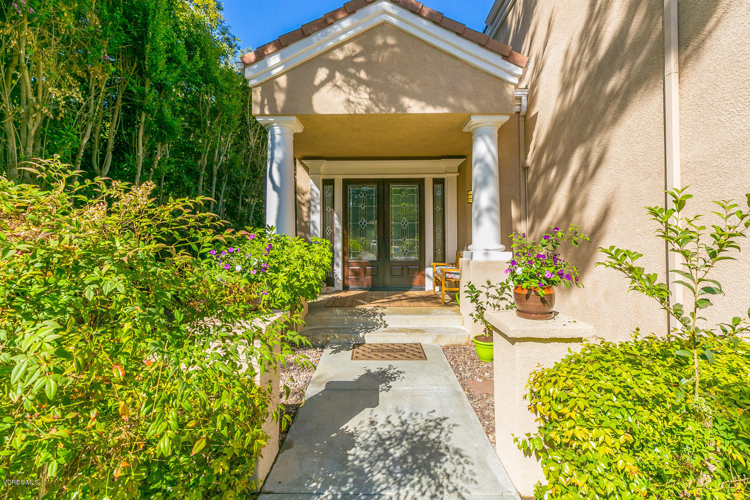 4361 Clearwood Road Moorpark, CA 93021 - Photo 5 of 41 TwoFishDigital_4361Clearwood-5