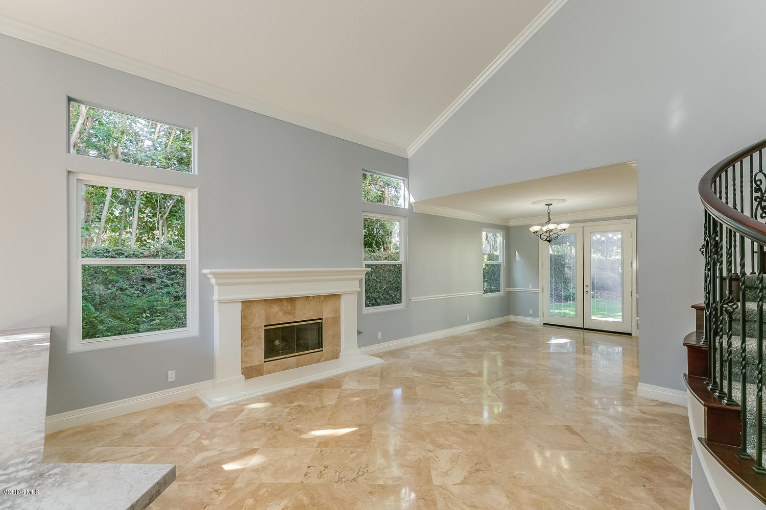 4361 Clearwood Road Moorpark, CA 93021 - Photo 8 of 41 TwoFishDigital_4361Clearwood-8