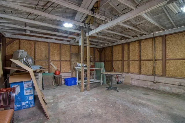 $2,000 | 2232 Old Spring Road, Smyrna, GA 30080