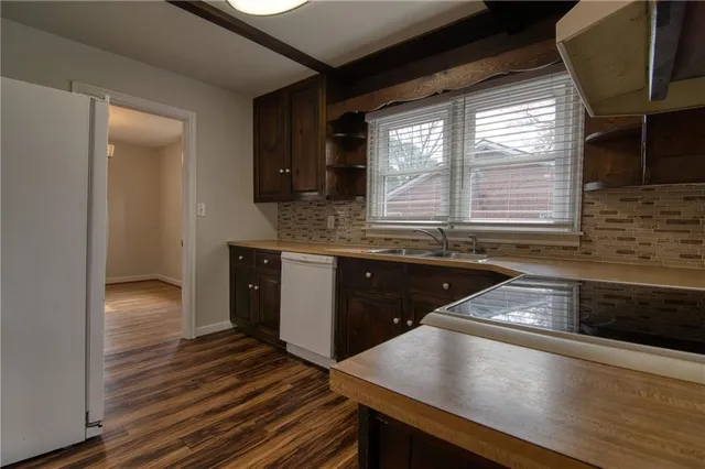 $2,000 | 2232 Old Spring Road, Smyrna, GA 30080