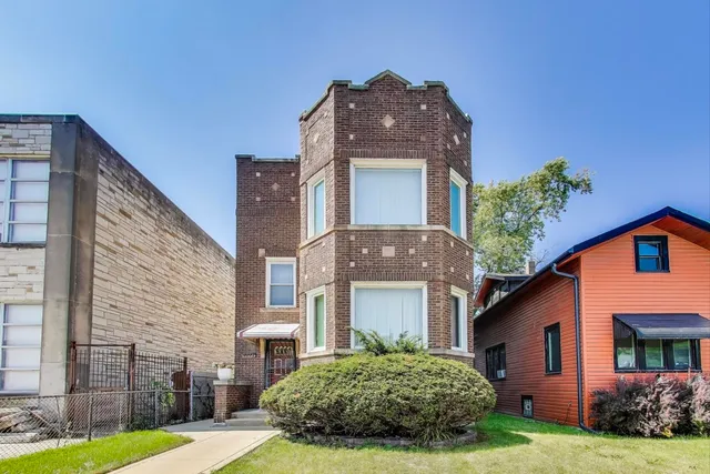 $530,000 | 1338 North Massasoit Avenue, Chicago, IL 60651