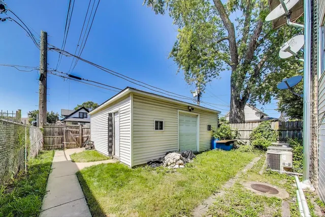 $530,000 | 1338 North Massasoit Avenue, Chicago, IL 60651