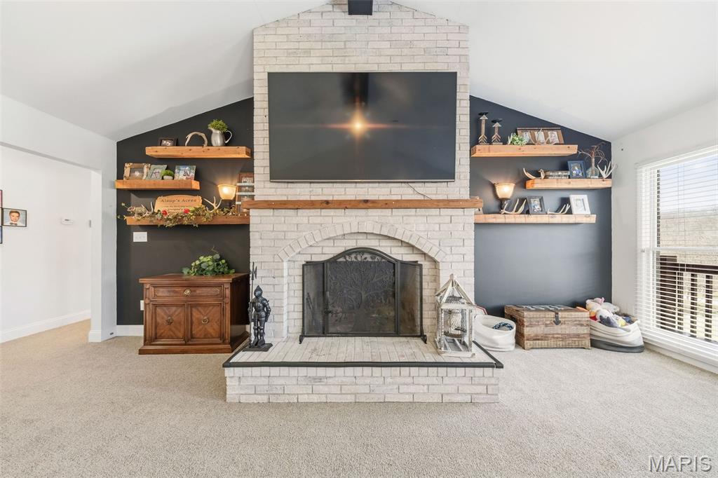 75 Morgans Way Elsberry, MO 63343 - Photo 12 of 61