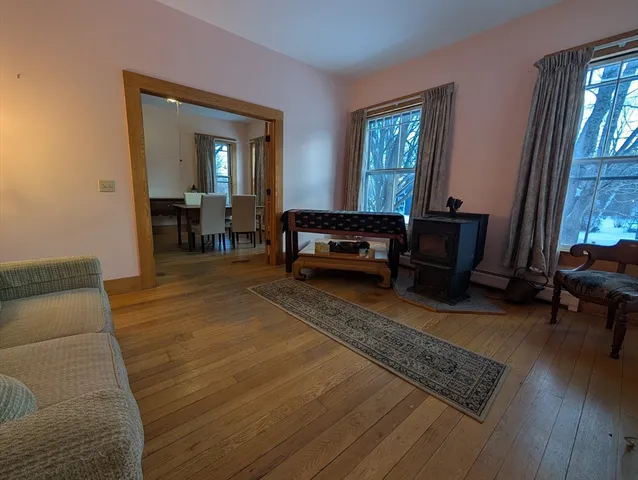 $2,250 | 527 Main Street, Unit 1, Ashfield, MA 01330