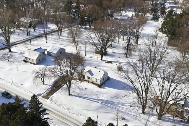 $269,900 | 6917 Sunrise Drive, Circle Pines, MN 55014