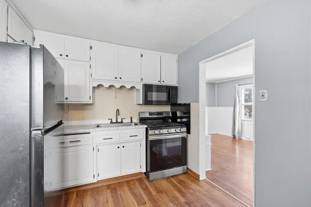 $269,900 | 6917 Sunrise Drive, Circle Pines, MN 55014