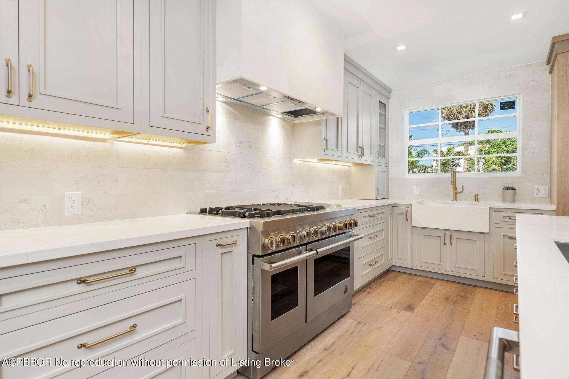 231 Argyle Road West Palm Beach, FL 33405 - Photo 12 of 41 14