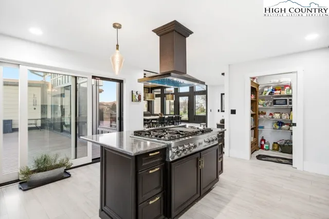 $975,000 | 370 Laws Road, Limestone, TN 37681