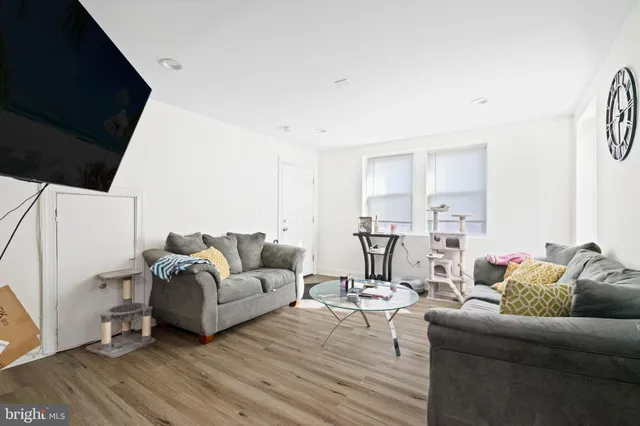 $885,000 | 274 South 58th Street, Philadelphia, PA 19139