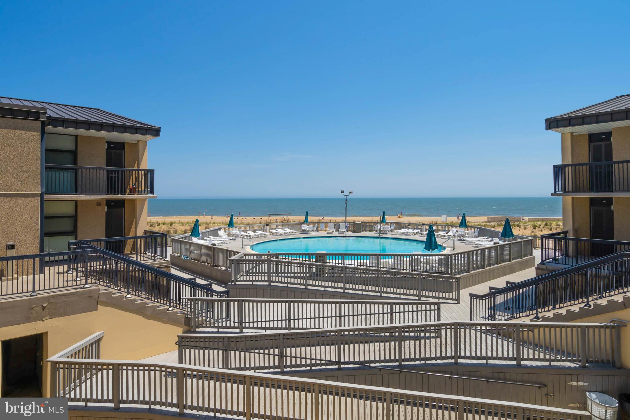 39668 Round Robin Way, Unit 3002 Bethany Beach, DE 19930 - Photo 25 of 34 Oceanfront Outdoor Pools