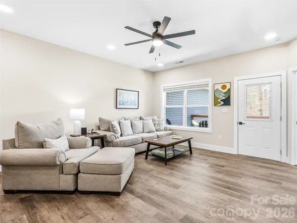 $394,000 | 143 Carver Street, Unit 10, Brevard, NC 28712