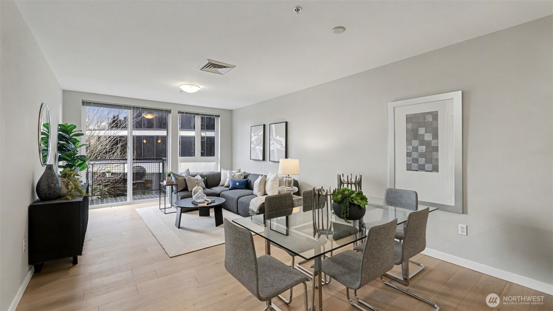 3104 Western Avenue, Unit 307 Seattle, WA 98121 - Photo 11 of 36