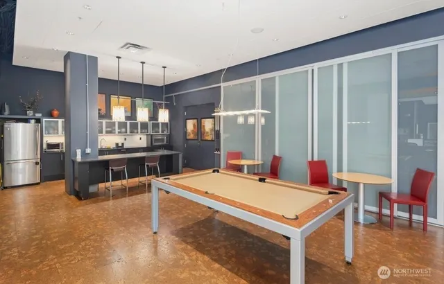 $425,000 | 3104 Western Avenue, Unit 307, Seattle, WA 98121