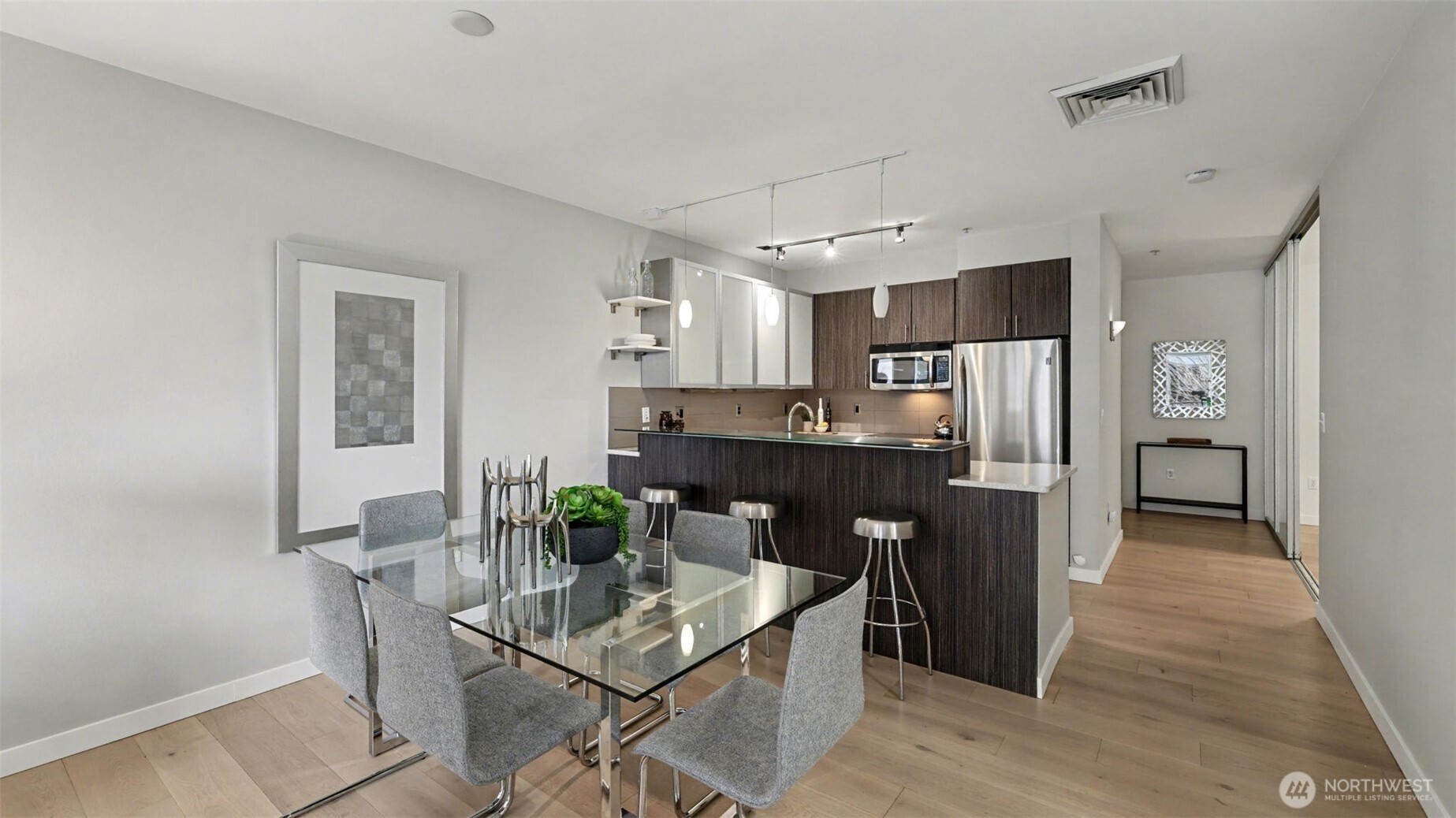 3104 Western Avenue, Unit 307 Seattle, WA 98121 - Photo 8 of 36