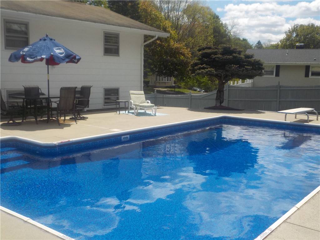 72 Wayne Road Woonsocket, RI 02895 - Photo 13 of 15