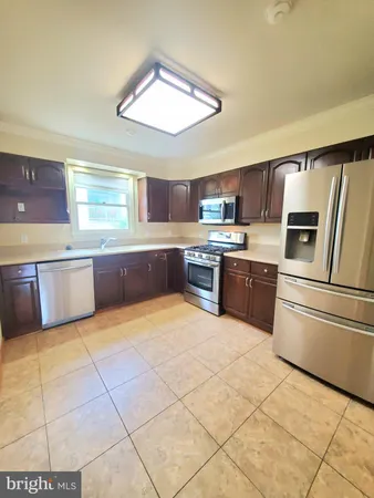 $3,400 | 742 South Granada Street, Arlington, VA 22204