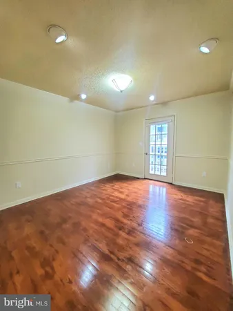 $3,400 | 742 South Granada Street, Arlington, VA 22204