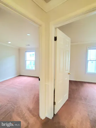 $3,400 | 742 South Granada Street, Arlington, VA 22204