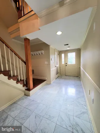 $3,400 | 742 South Granada Street, Arlington, VA 22204