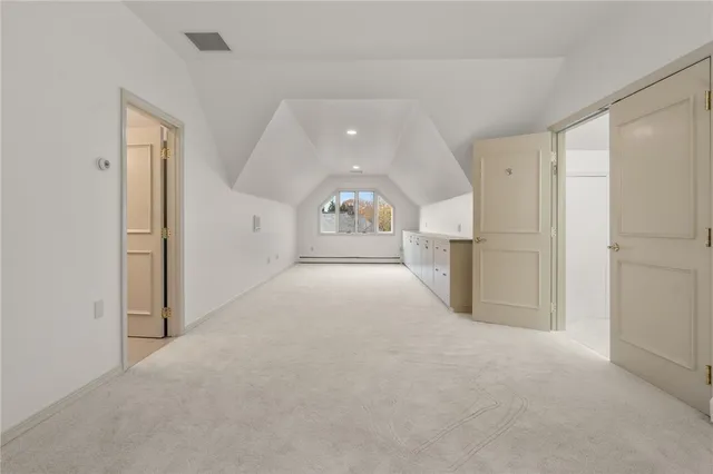 $1,599,000 | 7 Oak Tree Lane, Cranston, RI 02920