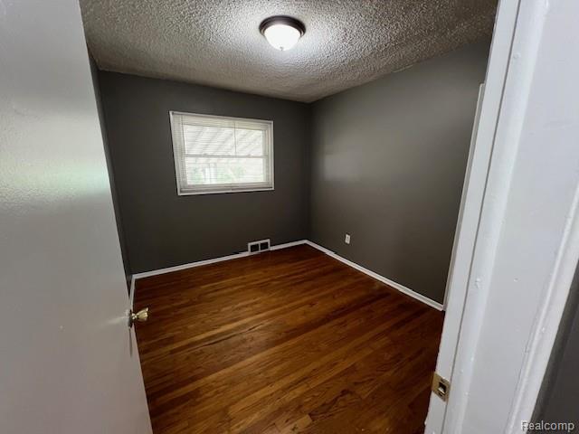 18240 Stephens Eastpointe, MI 48021 - Photo 13 of 18
