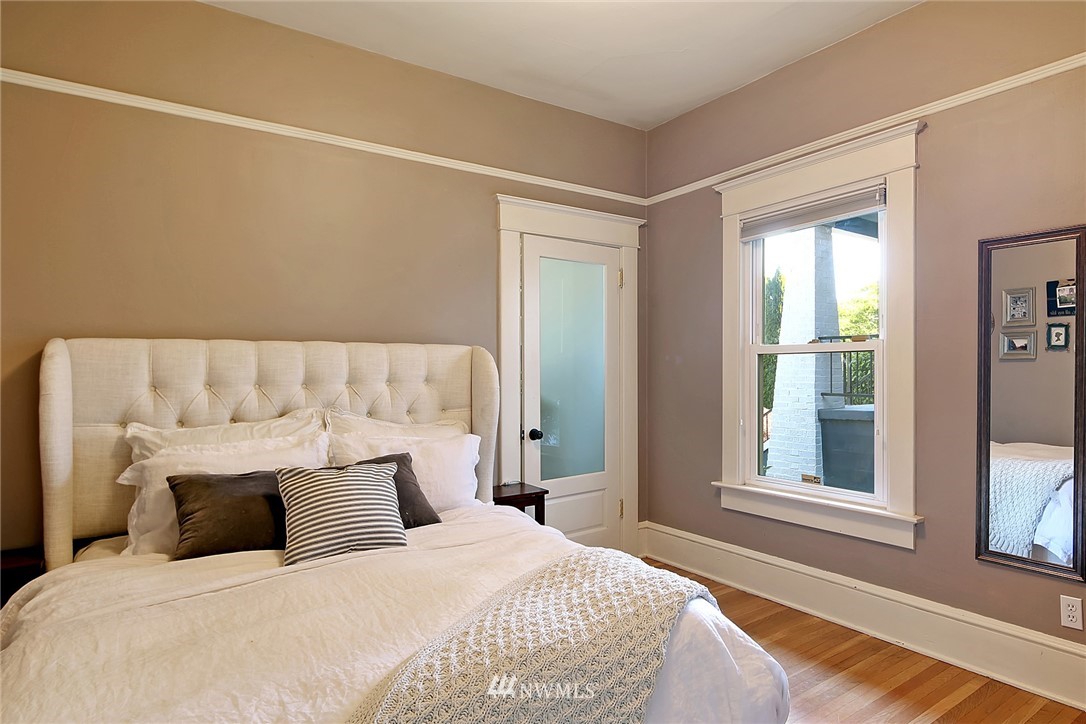 2335 North 60th Street Seattle, WA 98103 - Photo 11 of 23 Gallery Image 11