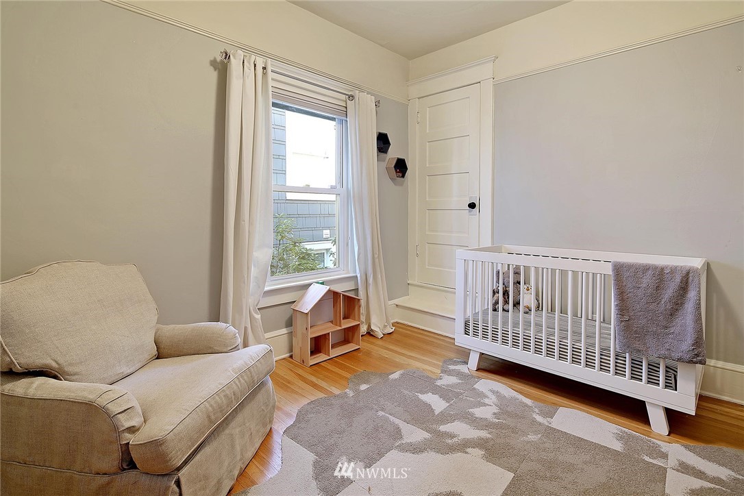 2335 North 60th Street Seattle, WA 98103 - Photo 12 of 23 Gallery Image 12