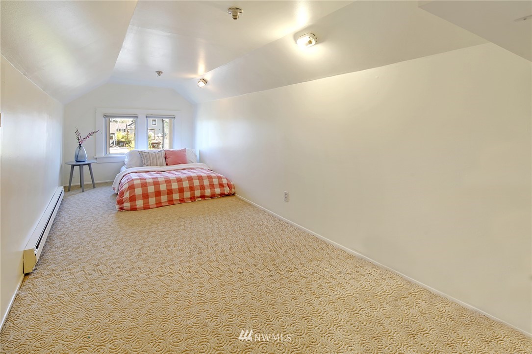 2335 North 60th Street Seattle, WA 98103 - Photo 13 of 23 Gallery Image 13