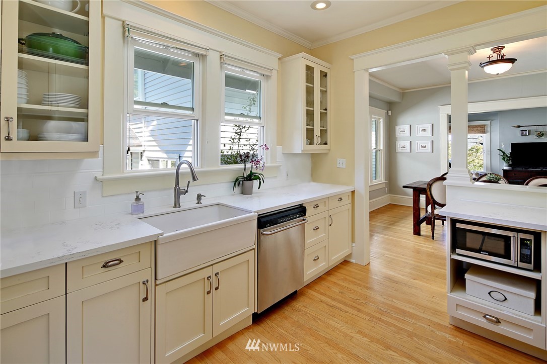 2335 North 60th Street Seattle, WA 98103 - Photo 7 of 23 Gallery Image 7