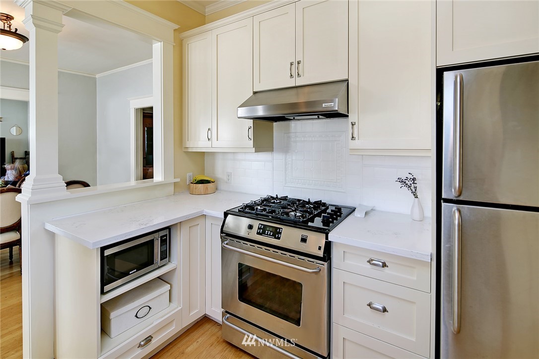 2335 North 60th Street Seattle, WA 98103 - Photo 8 of 23 Gallery Image 8