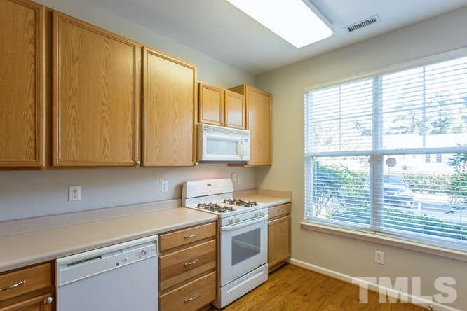 8423 Central Drive Raleigh, NC 27613 - Photo 4 of 25 Gallery Image 4