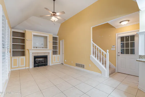 $369,000 | 1280 South Lake Drive, Hernando, MS 38632