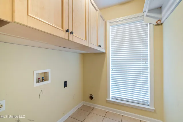 $369,000 | 1280 South Lake Drive, Hernando, MS 38632