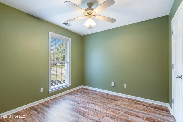 $369,000 | 1280 South Lake Drive, Hernando, MS 38632