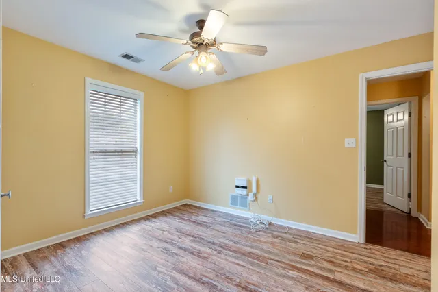 $369,000 | 1280 South Lake Drive, Hernando, MS 38632