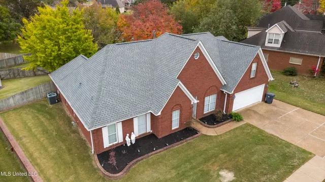 $369,000 | 1280 South Lake Drive, Hernando, MS 38632