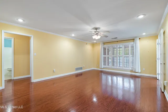 $369,000 | 1280 South Lake Drive, Hernando, MS 38632